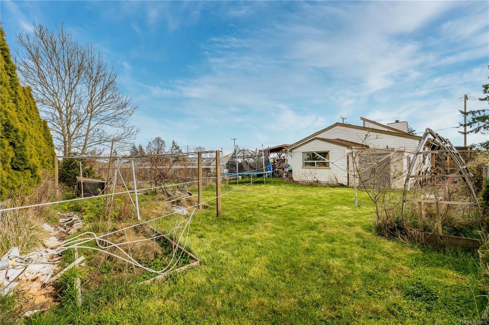 2090 Beacon Ave West, Sidney, BC