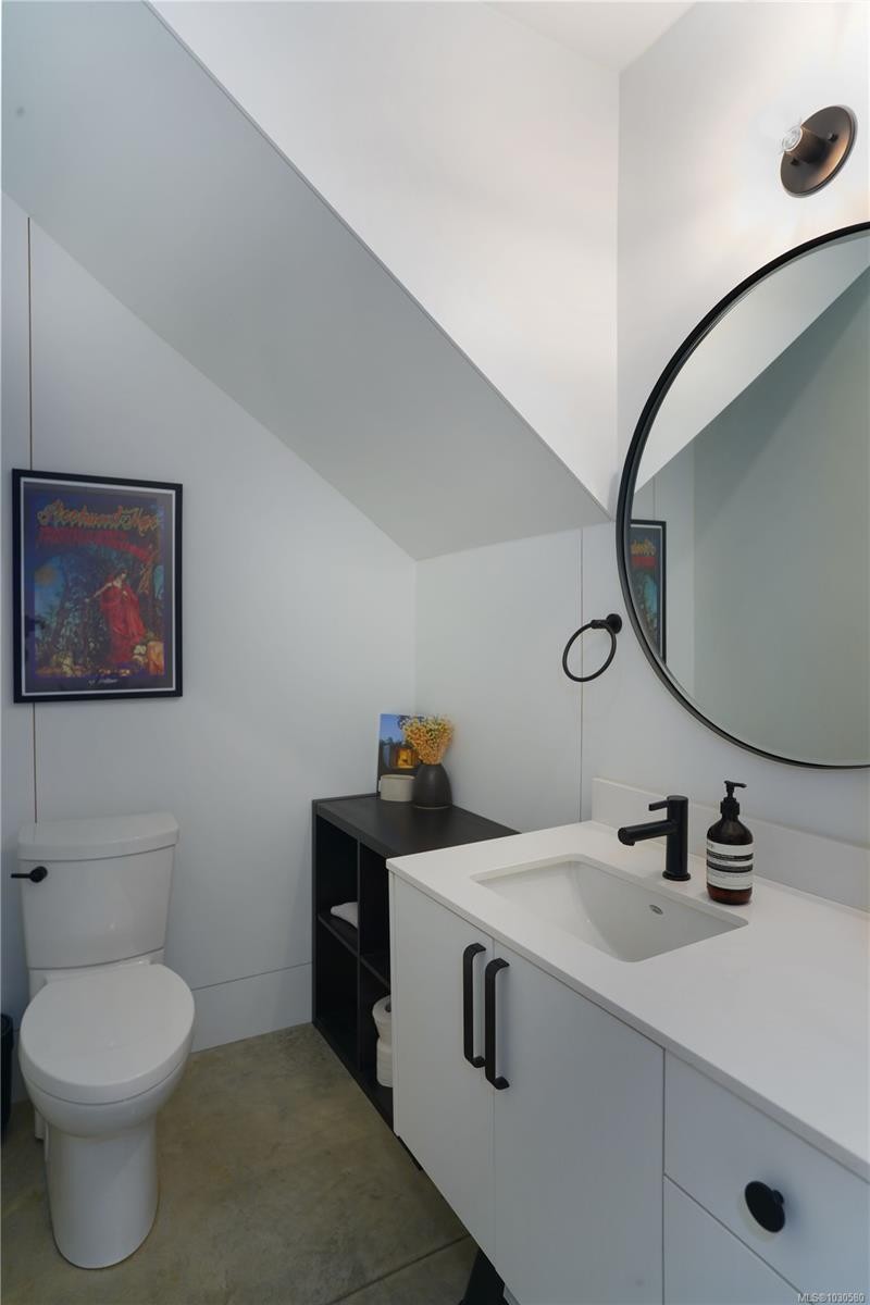 128 Spring Gold Way, Salt Spring, BC