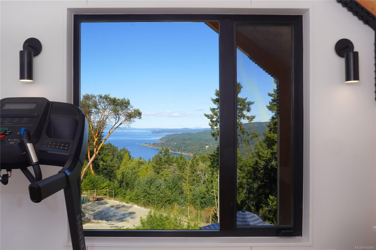 128 Spring Gold Way, Salt Spring, BC