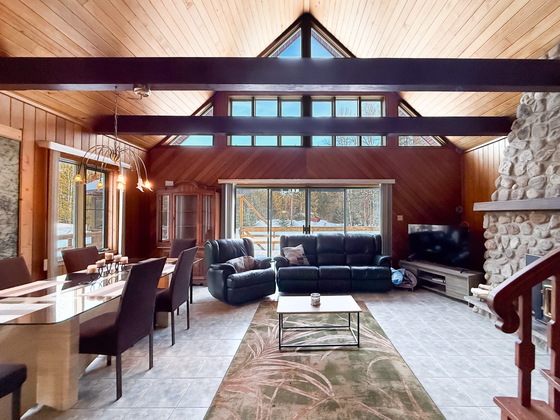 Salon - 21 - 23 Ch. Alban, La Pêche, QC - Indoor Photo Showing Other Room With Fireplace