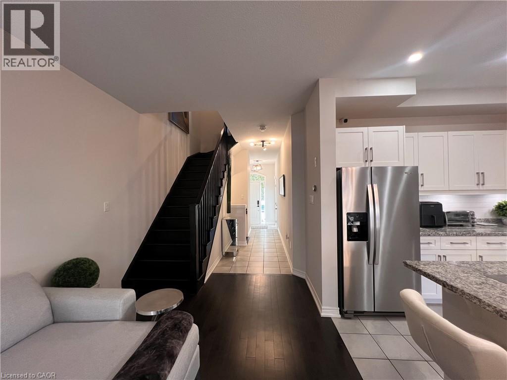 1165 West 5Th Street, Hamilton, ON - Indoor