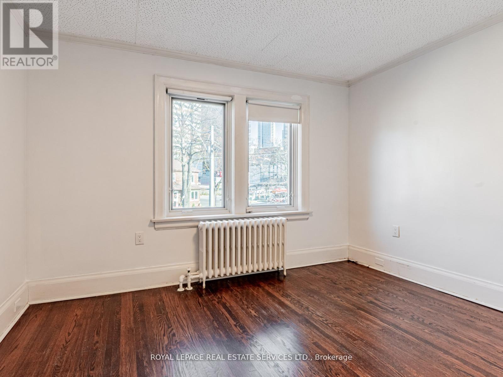 3rd bedroom - 7 Duplex Crescent, Toronto, ON - Indoor Photo Showing Other Room