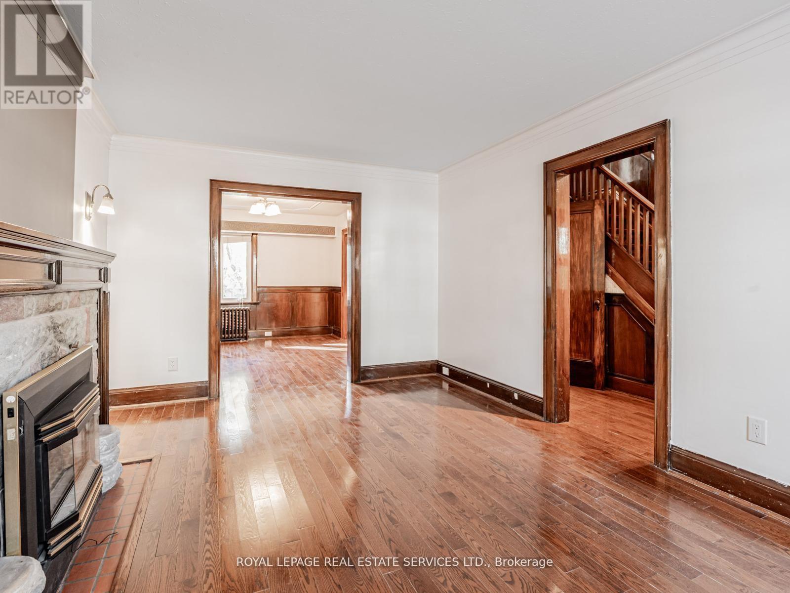 7 Duplex Crescent, Toronto, ON - Indoor With Fireplace