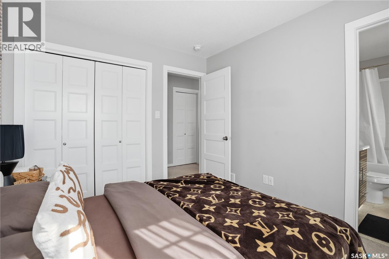 5624 Glide Crescent, Regina, SK - Indoor Photo Showing Bedroom