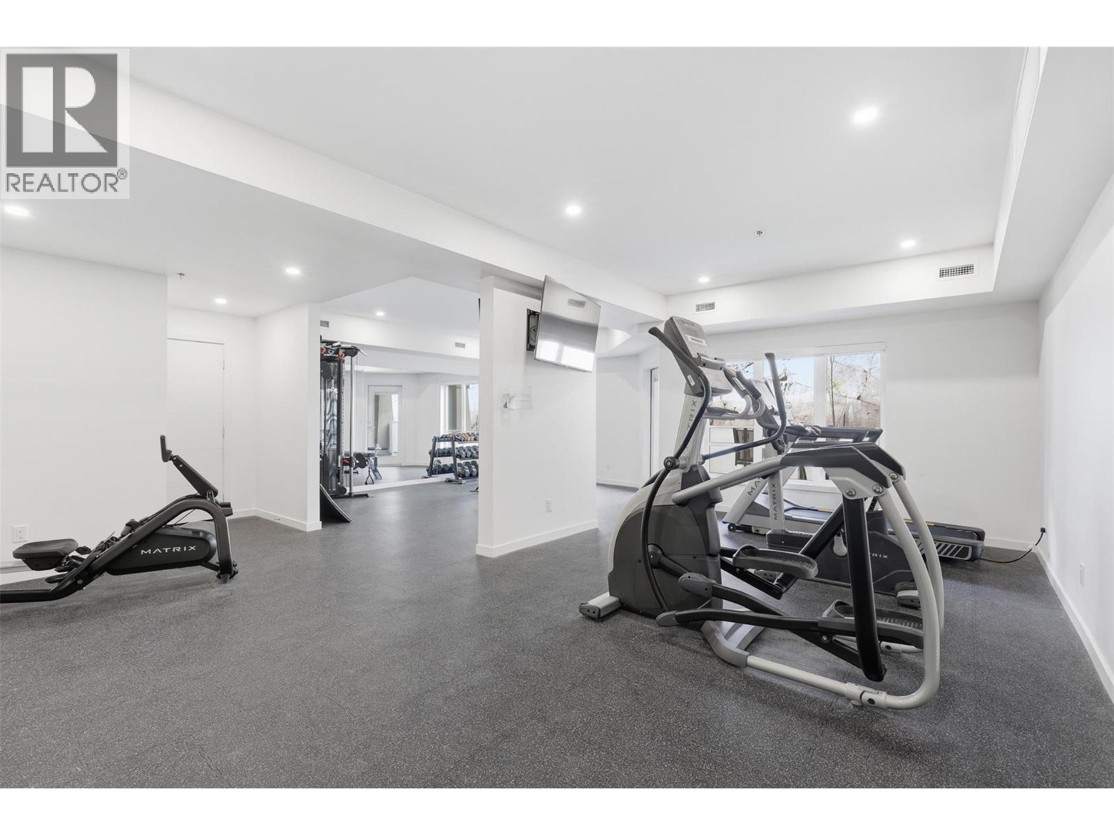 1405 Springhill Drive Unit# 2103, Kamloops, BC - Indoor Photo Showing Gym Room