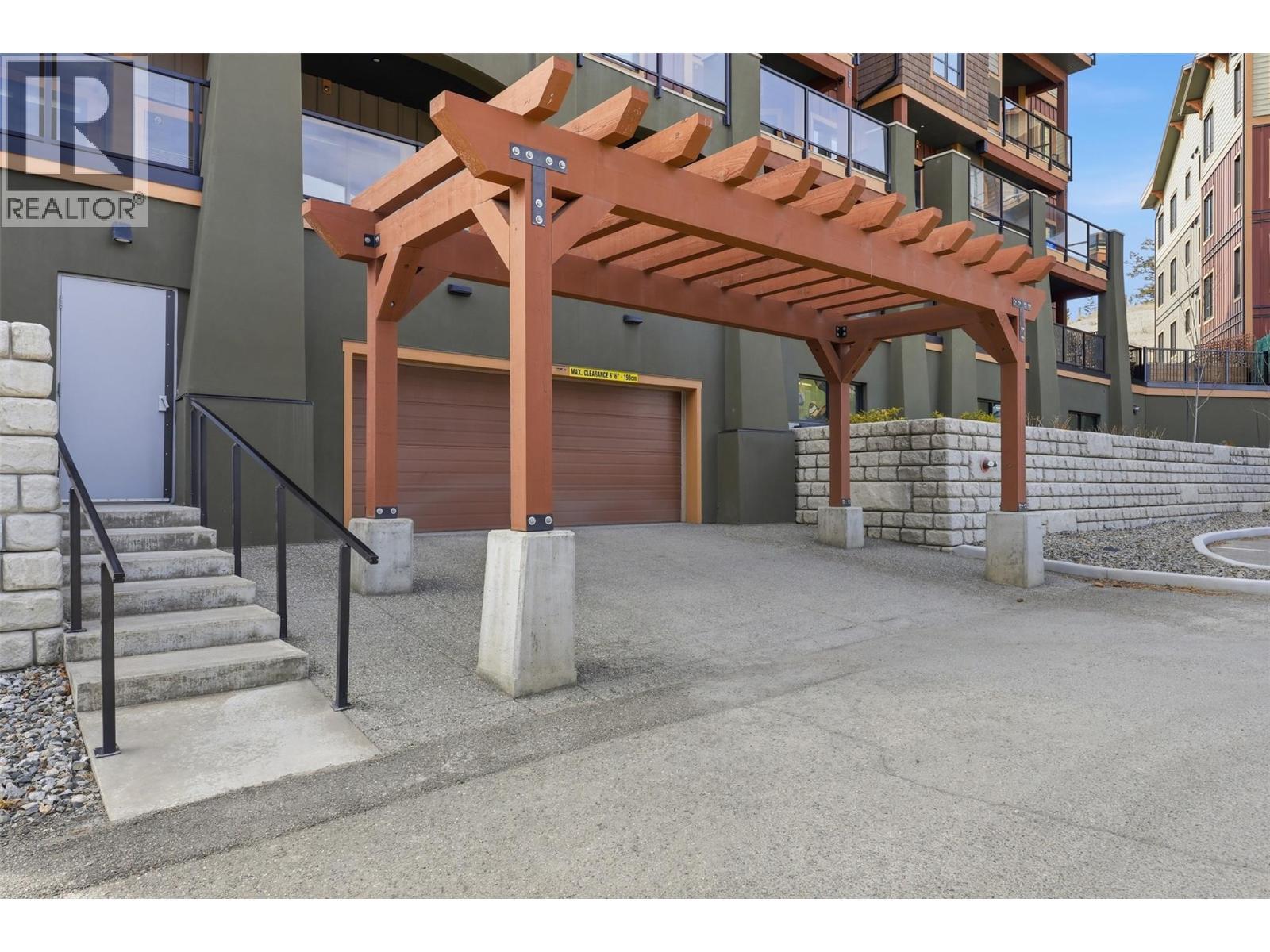 1405 Springhill Drive Unit# 2103, Kamloops, BC - Outdoor