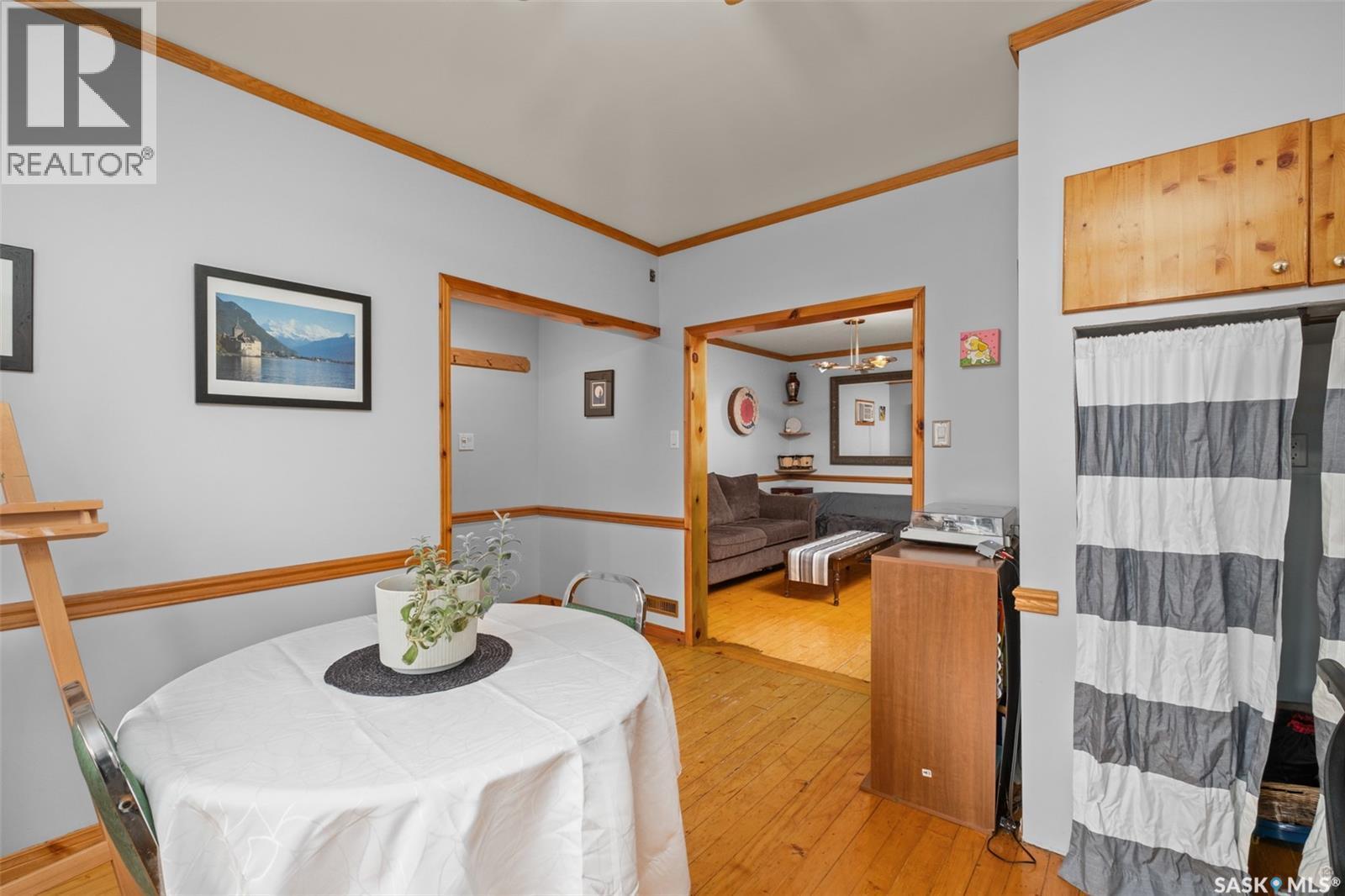 546 7Th Street E, Prince Albert, SK - Indoor Photo Showing Dining Room