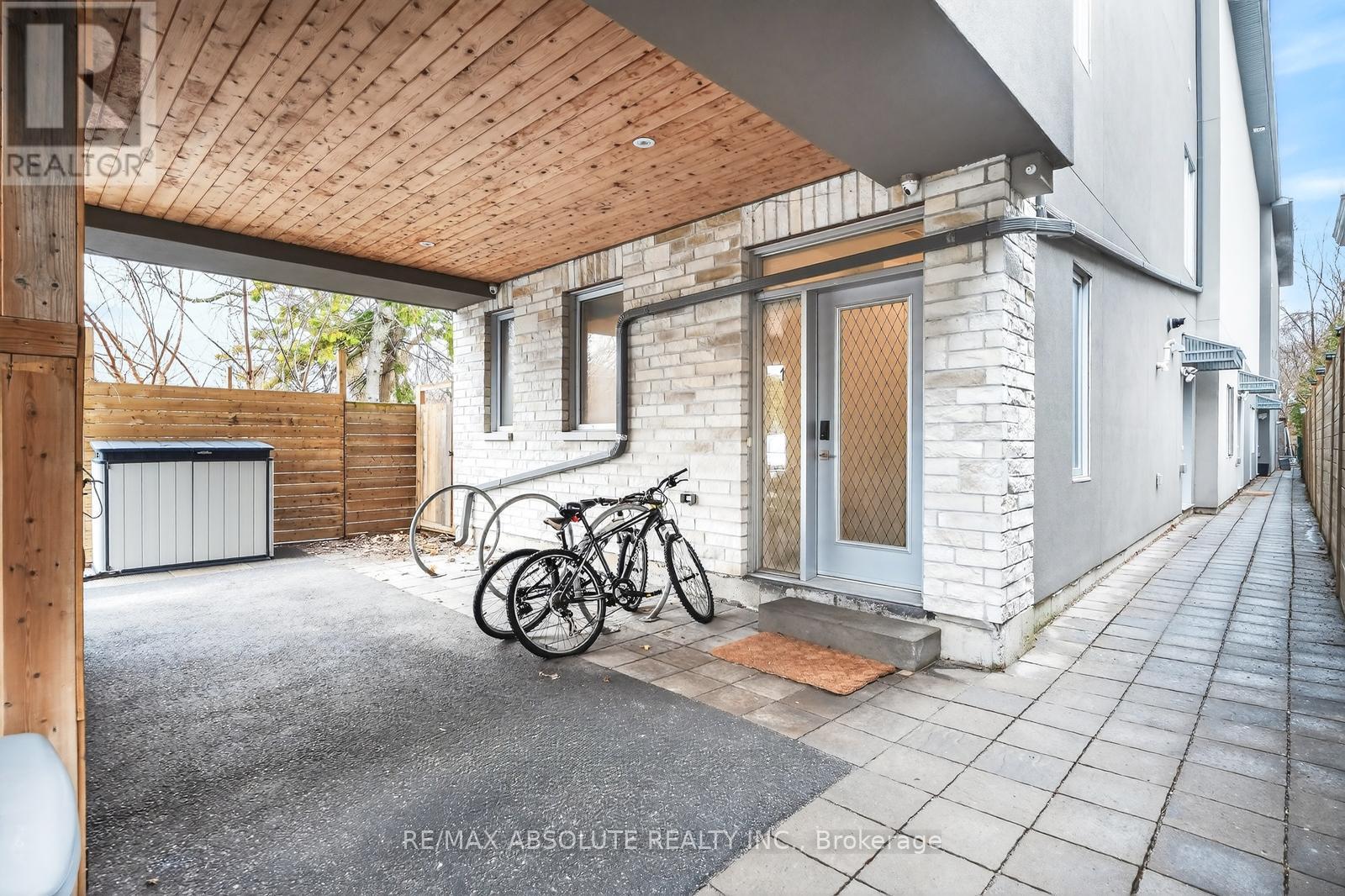 246 Westhaven Crescent, Ottawa, ON - Outdoor With Exterior