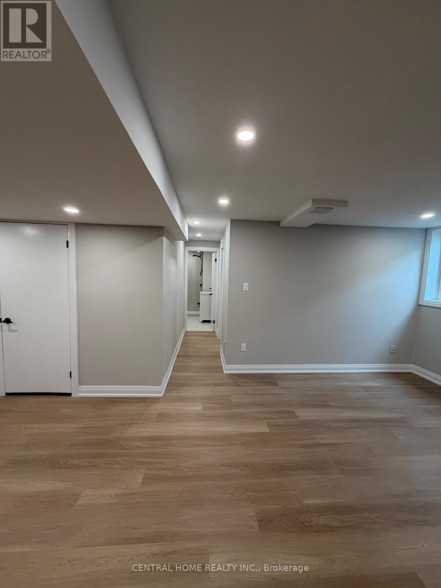 Bsmt - 229 Spring Gate Boulevard, Vaughan, ON