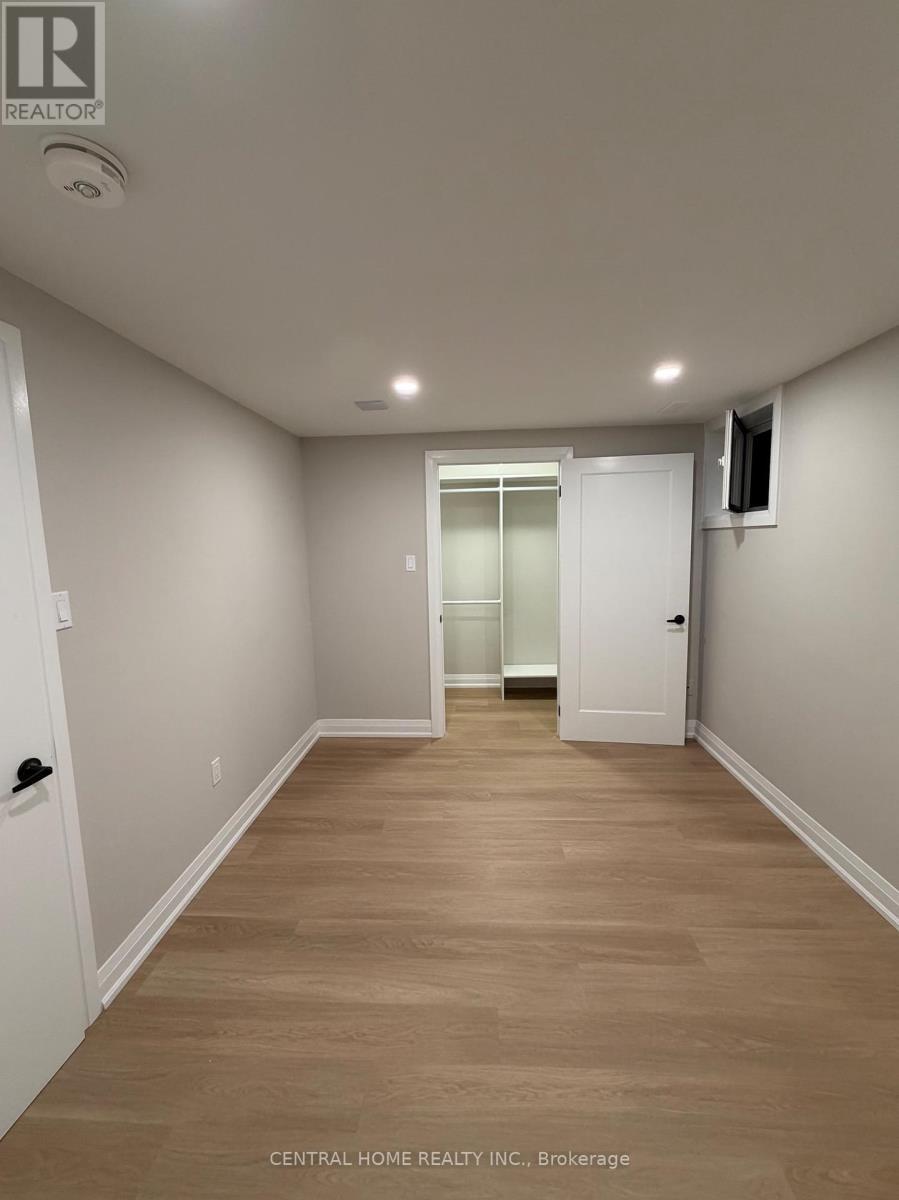 Bsmt - 229 Spring Gate Boulevard, Vaughan, ON