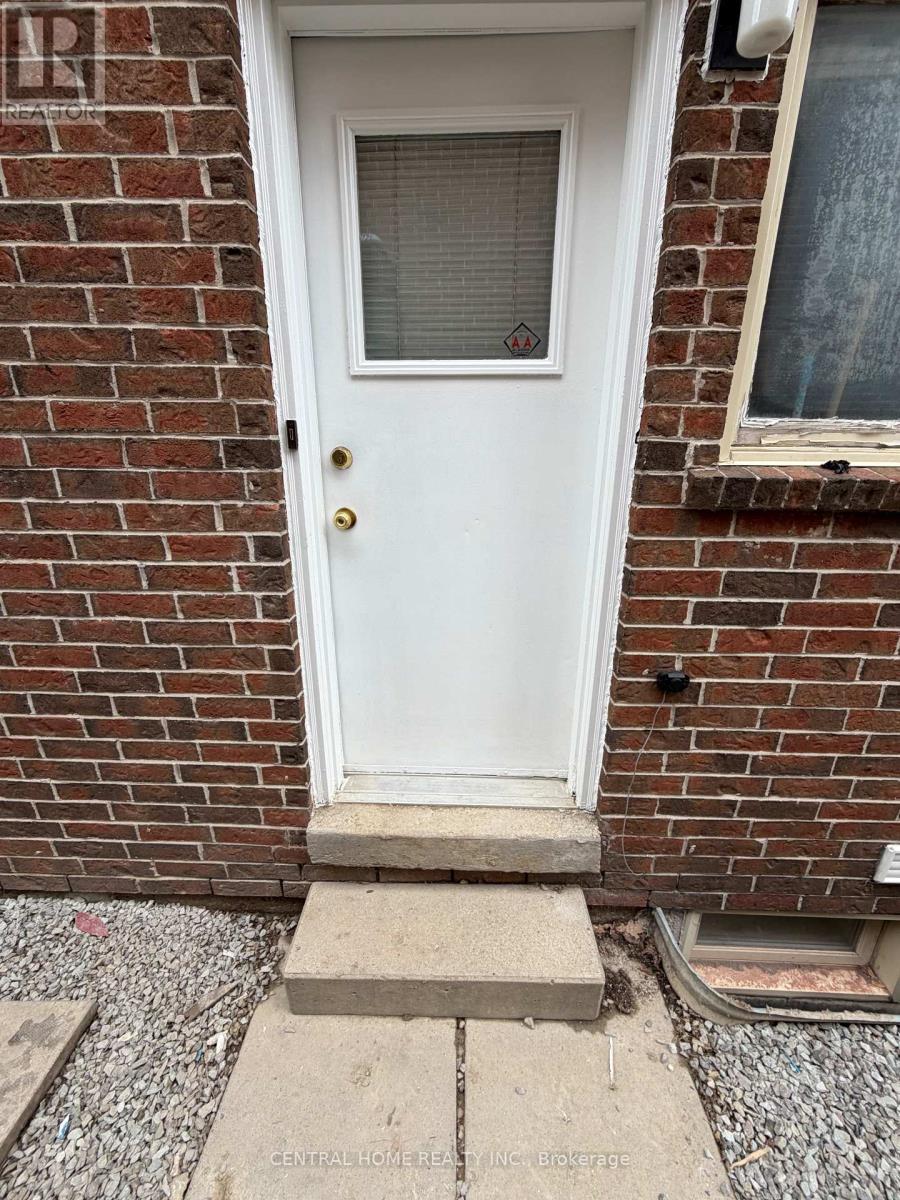 Bsmt - 229 Spring Gate Boulevard, Vaughan, ON