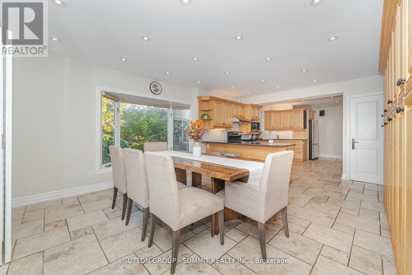 1175 Kane Road, Mississauga, ON - Indoor Photo Showing Dining Room