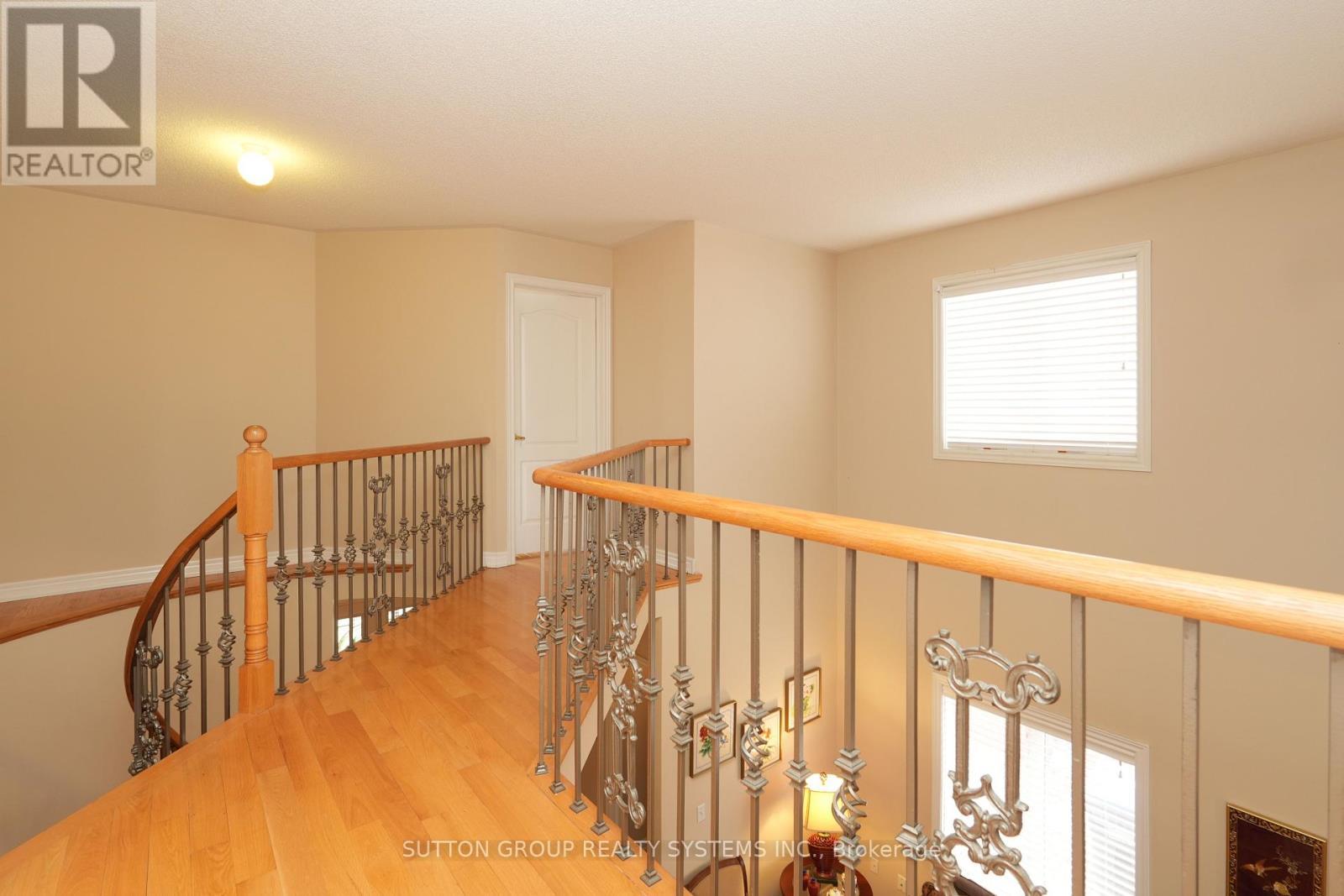 1382 Avon Drive, Mississauga, ON - Indoor Photo Showing Other Room