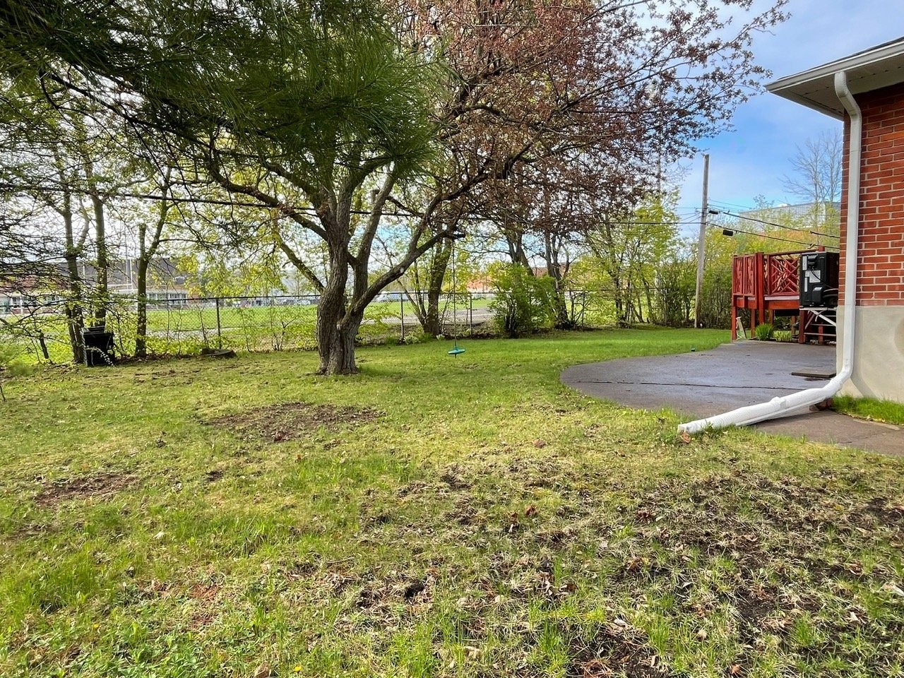 Cour - 182 Av. Duke-Of-Kent, Pointe-Claire, QC - Outdoor