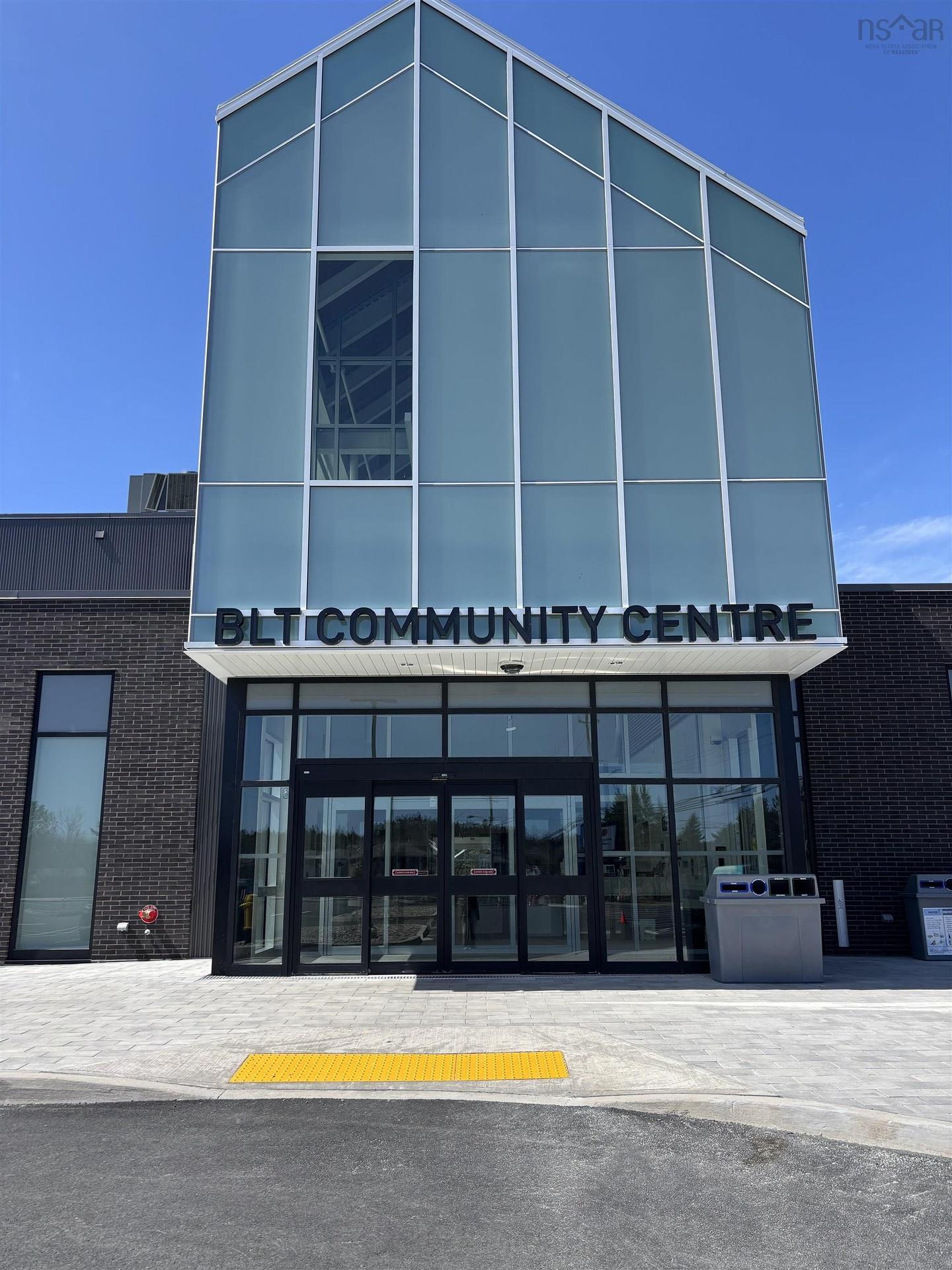 2 First Street, Lakeside, NS