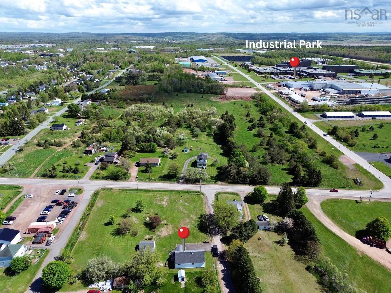8 Standish Street, West Amherst, NS