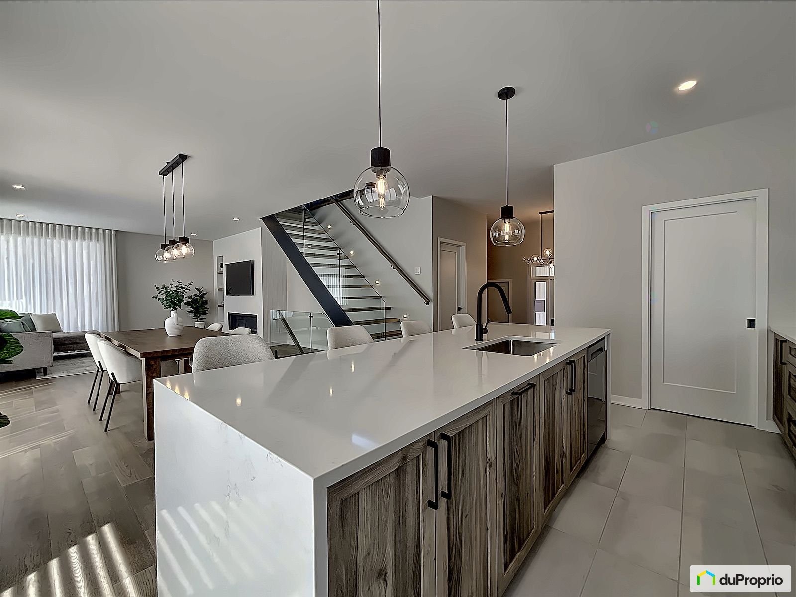 Overall view - Rue Des Alouettes, Saint-Jérôme, QC - Indoor Photo Showing Kitchen With Upgraded Kitchen
