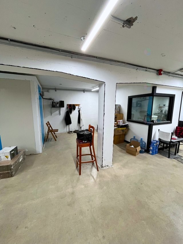 Basement - 7515 Rue St-Hubert, Montréal (Villeray/Saint-Michel/Parc-Extension), QC - Indoor