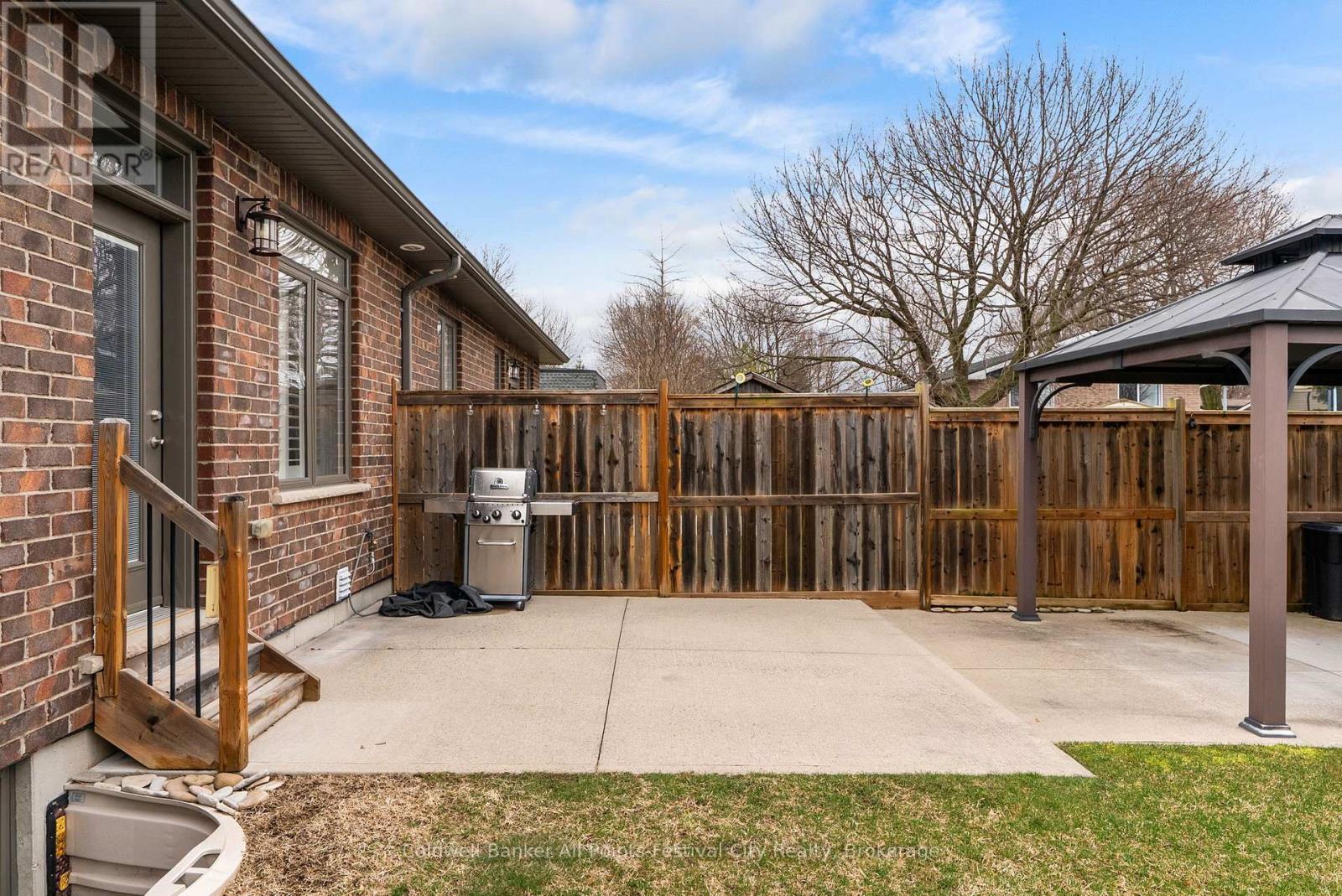 206 Bennett Street E, Goderich (Goderich (Town)), ON - Outdoor