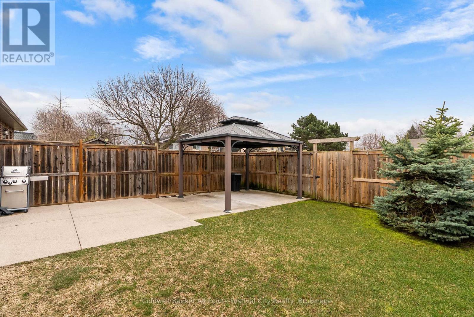 206 Bennett Street E, Goderich (Goderich (Town)), ON - Outdoor