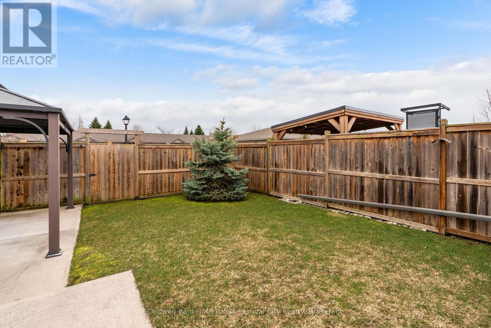 206 Bennett Street E, Goderich (Goderich (Town)), ON - Outdoor