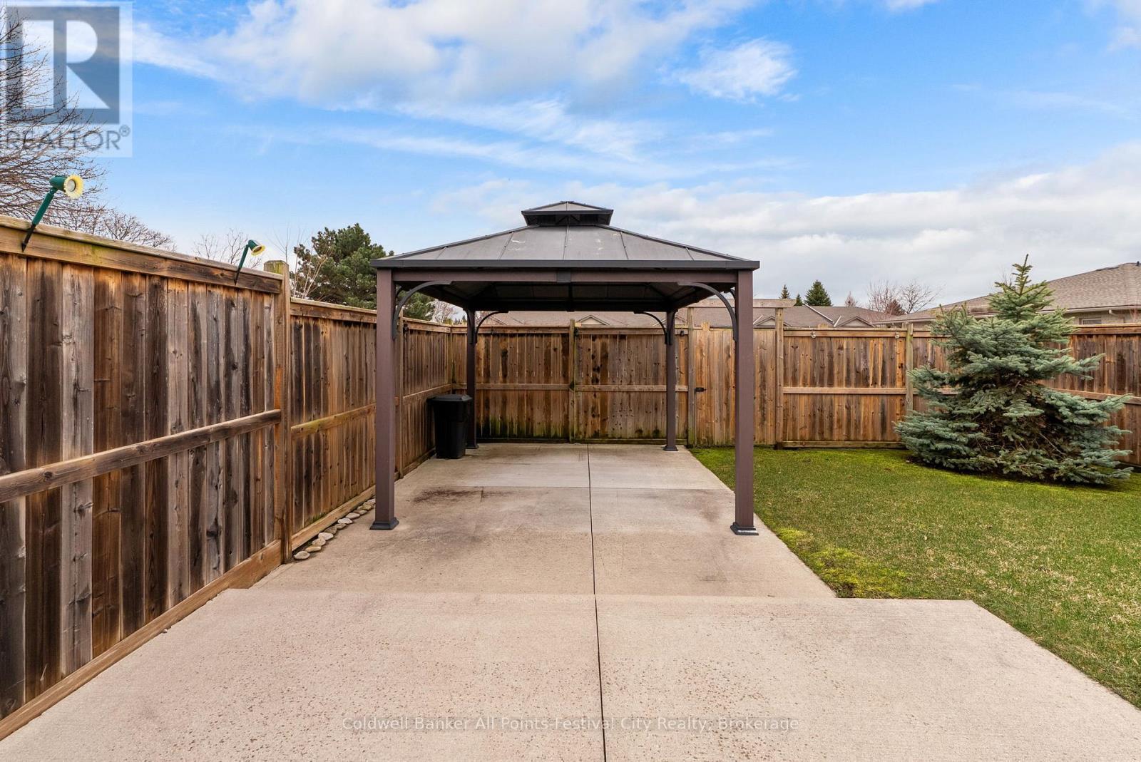 206 Bennett Street E, Goderich (Goderich (Town)), ON - Outdoor