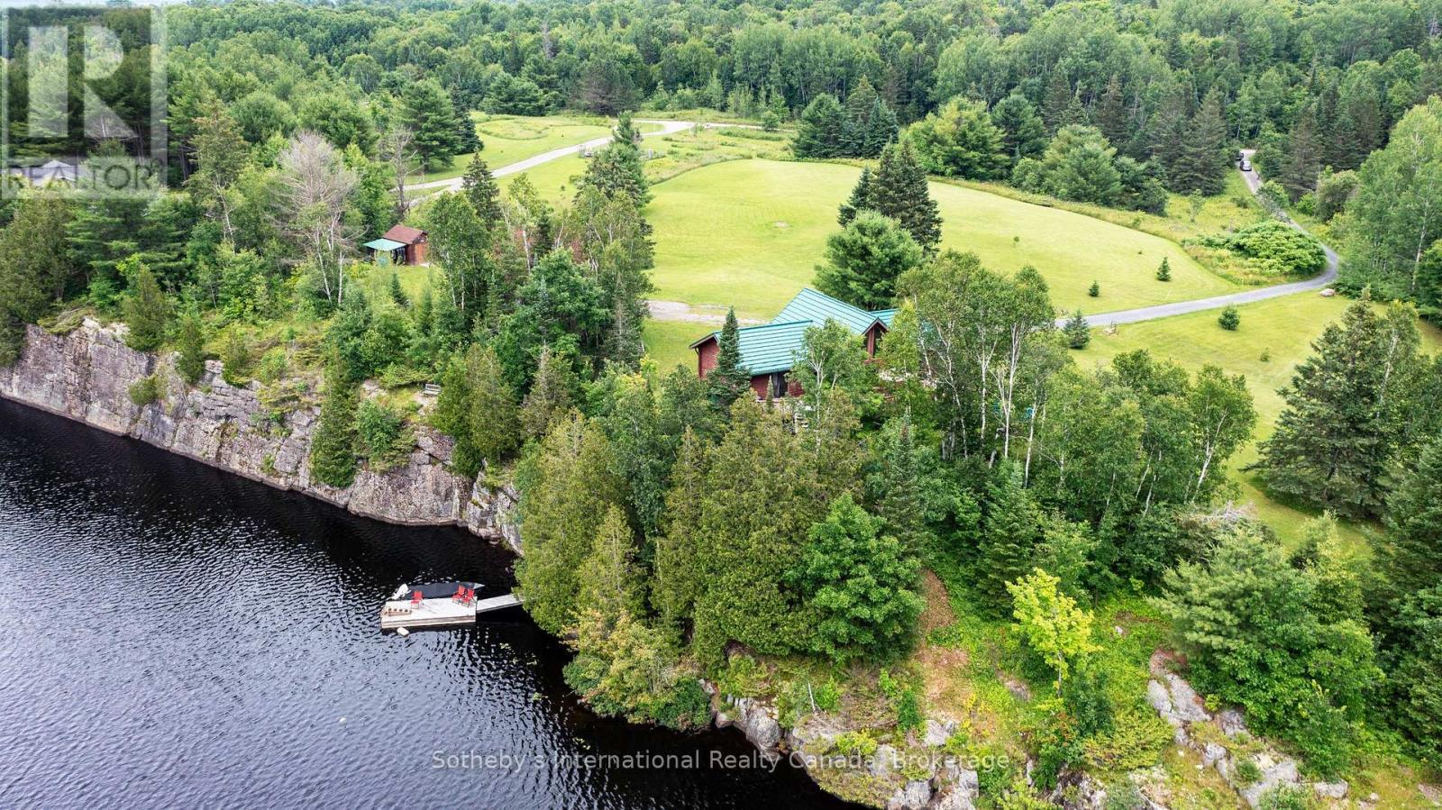 20 Kodiak Road, Mckellar, ON