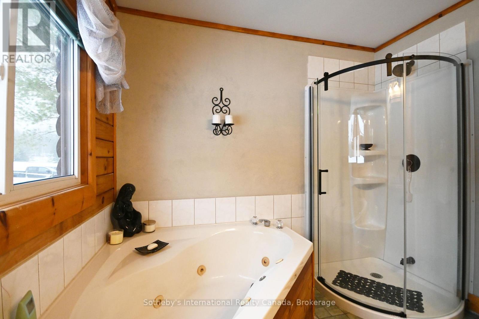 Main Bathroom - 20 Kodiak Road, Mckellar, ON