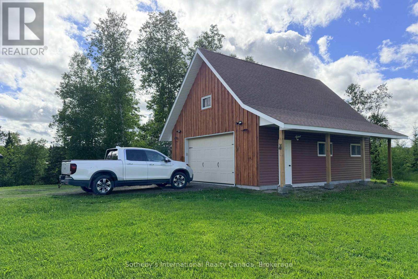 20 Kodiak Road, Mckellar, ON