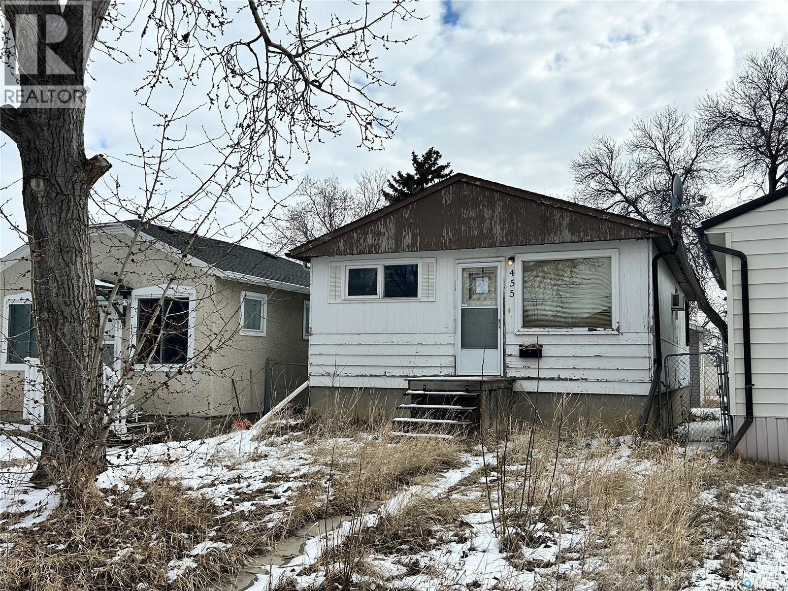 455 Halifax Street, Regina, SK - Outdoor