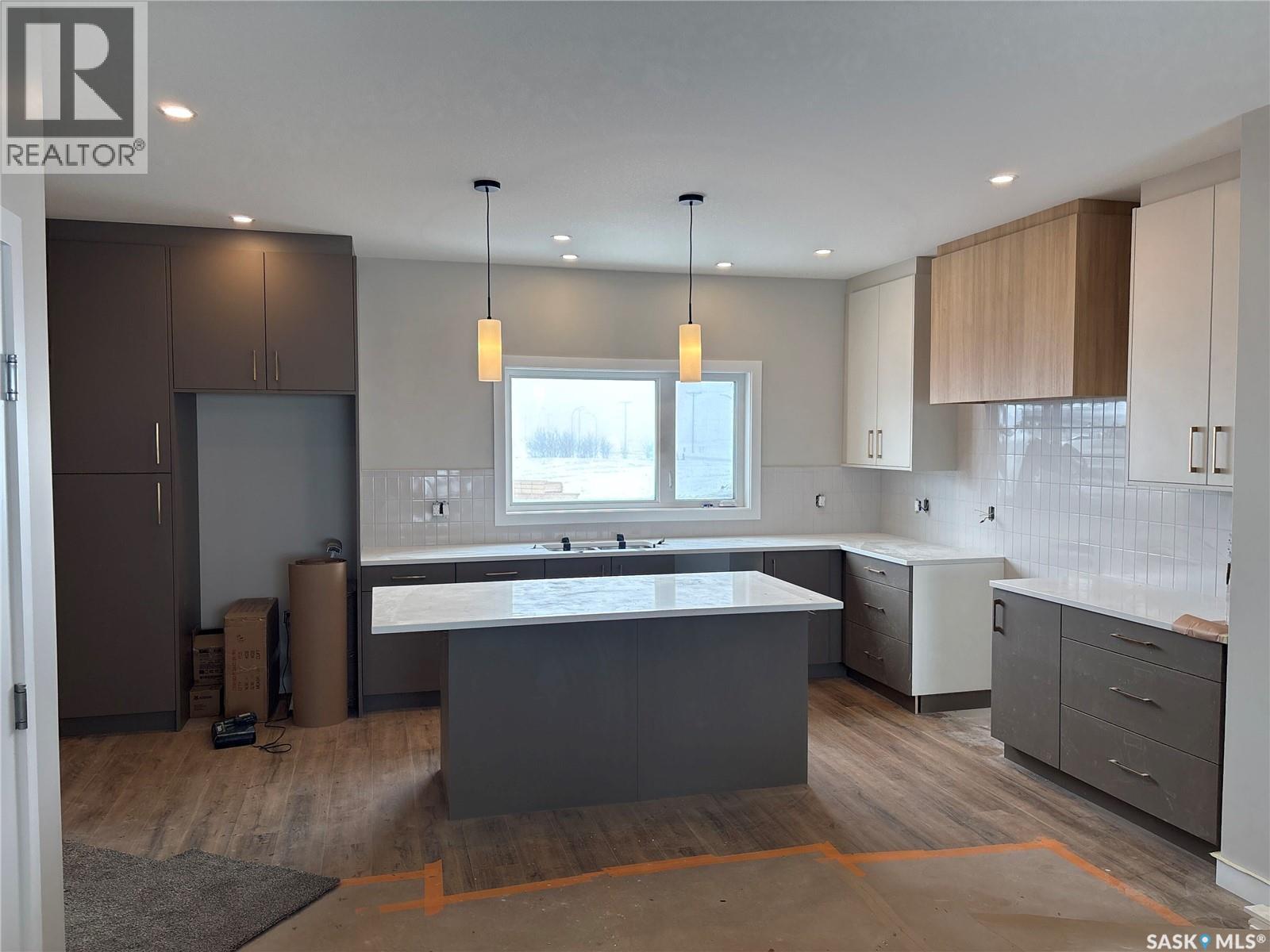 429 Eldorado Street, Warman, SK - Indoor Photo Showing Kitchen