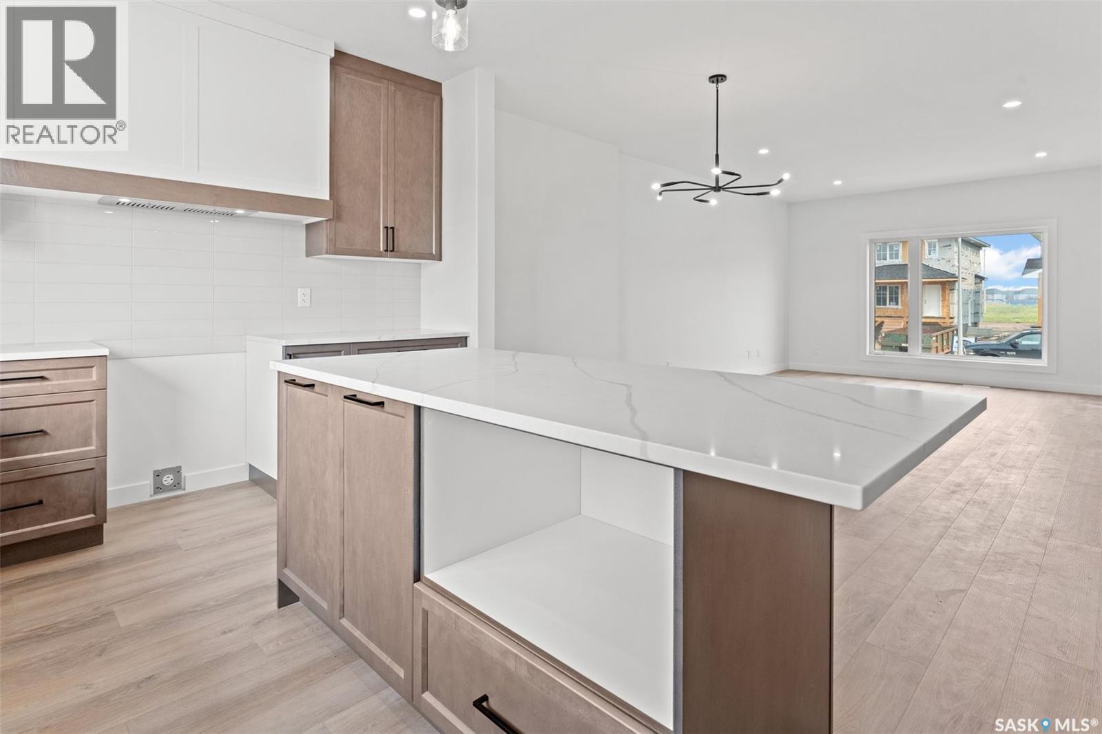 429 Eldorado Street, Warman, SK - Indoor Photo Showing Kitchen