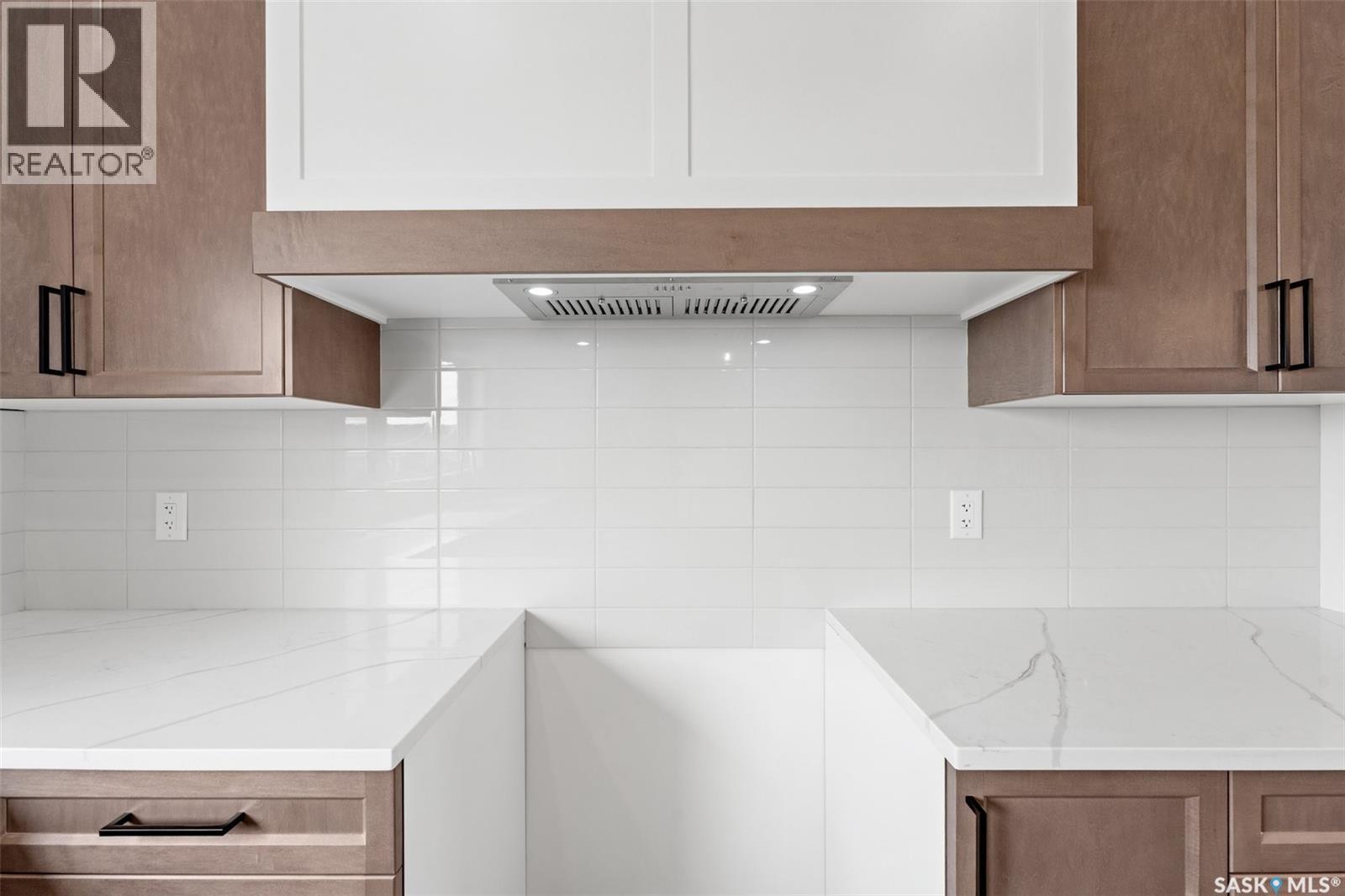 429 Eldorado Street, Warman, SK - Indoor Photo Showing Kitchen