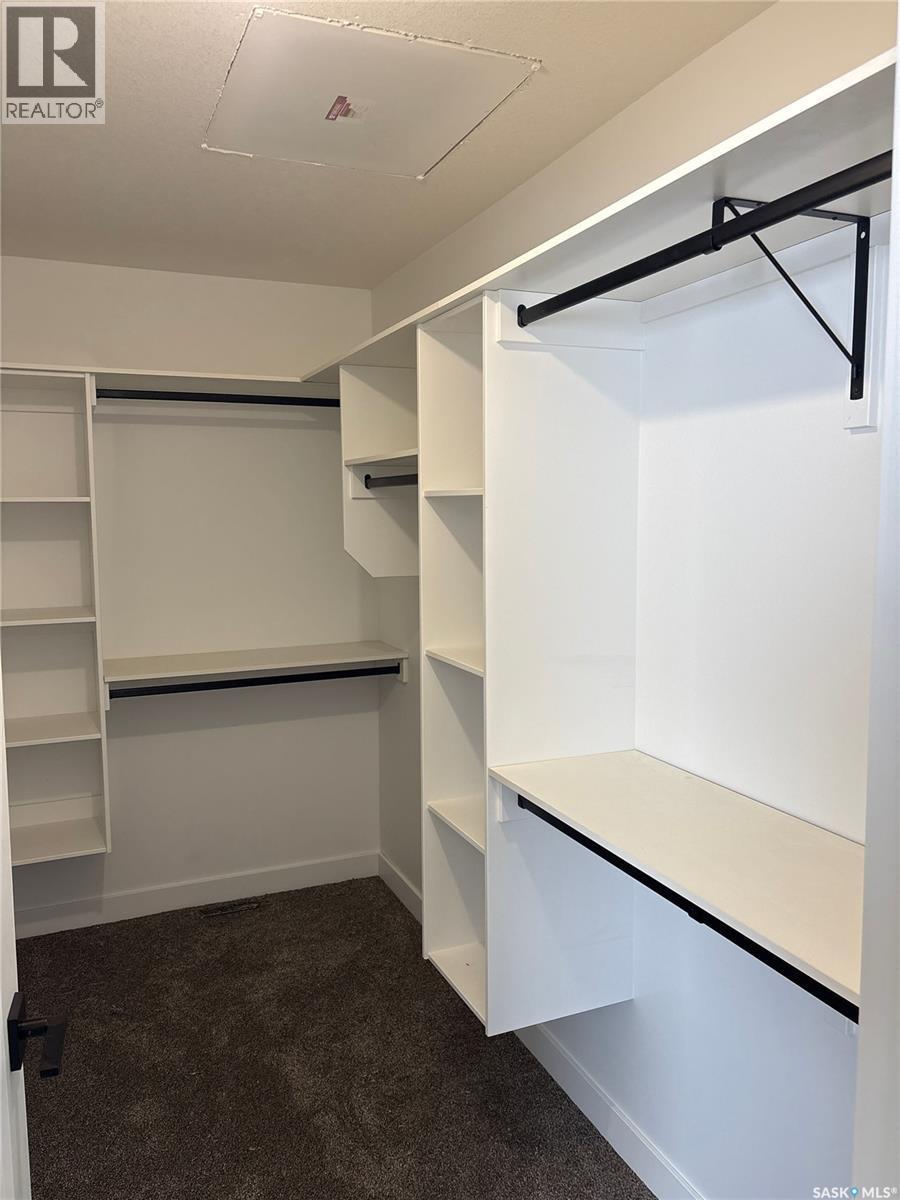 429 Eldorado Street, Warman, SK - Indoor With Storage