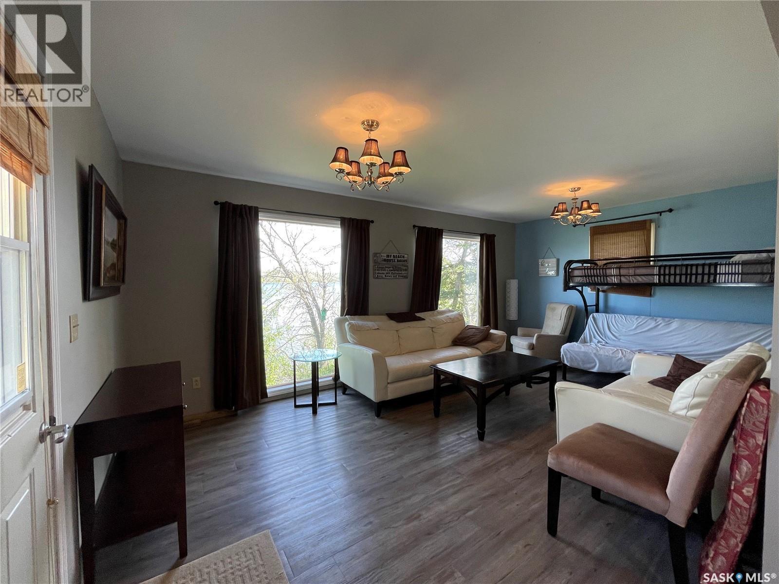 1220 Tatanka Drive, Sun Valley, SK - Indoor Photo Showing Living Room