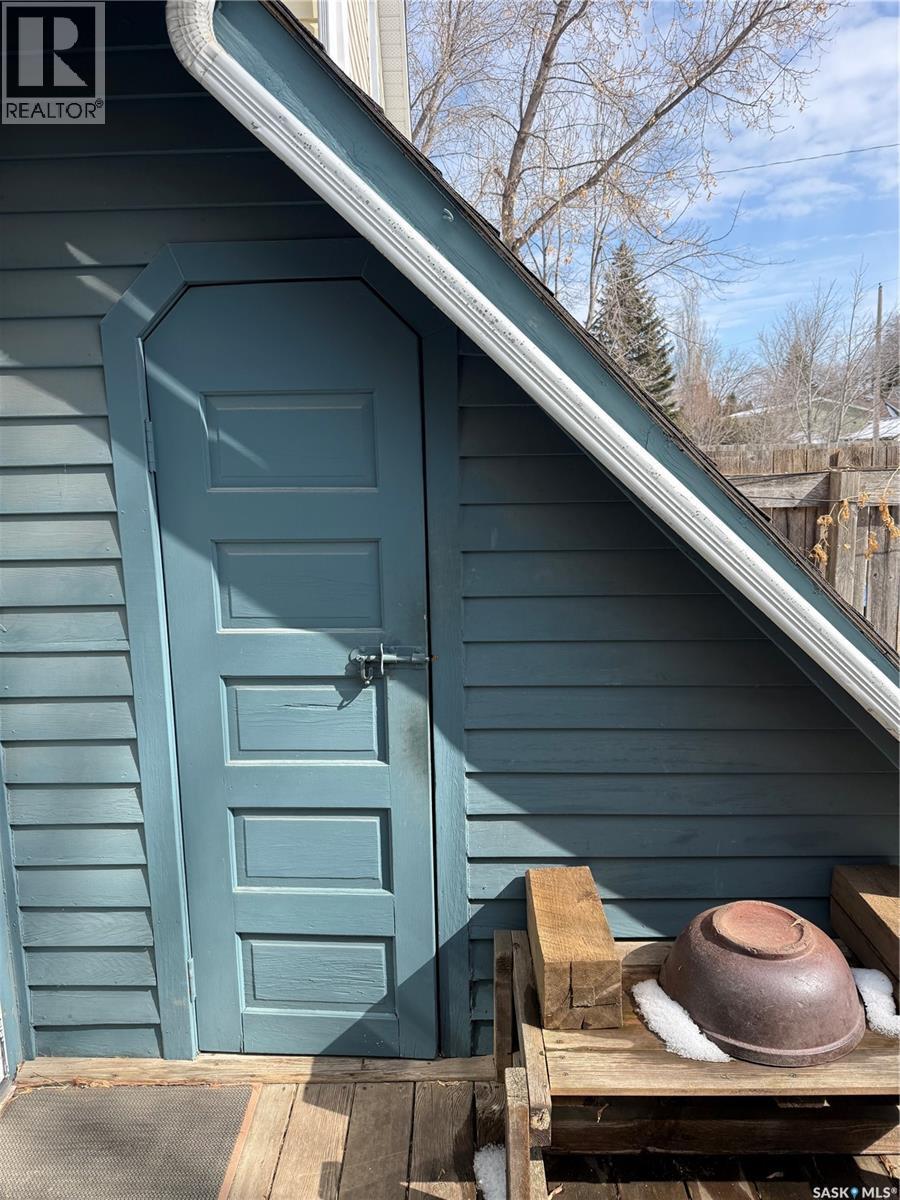 436 6Th Street E, Saskatoon, SK - Outdoor With Exterior