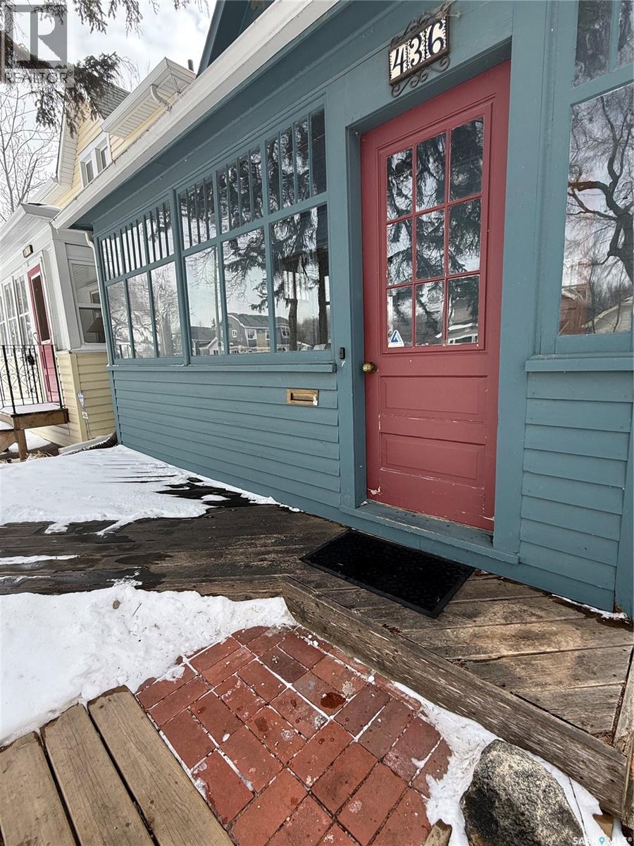436 6Th Street E, Saskatoon, SK - Outdoor