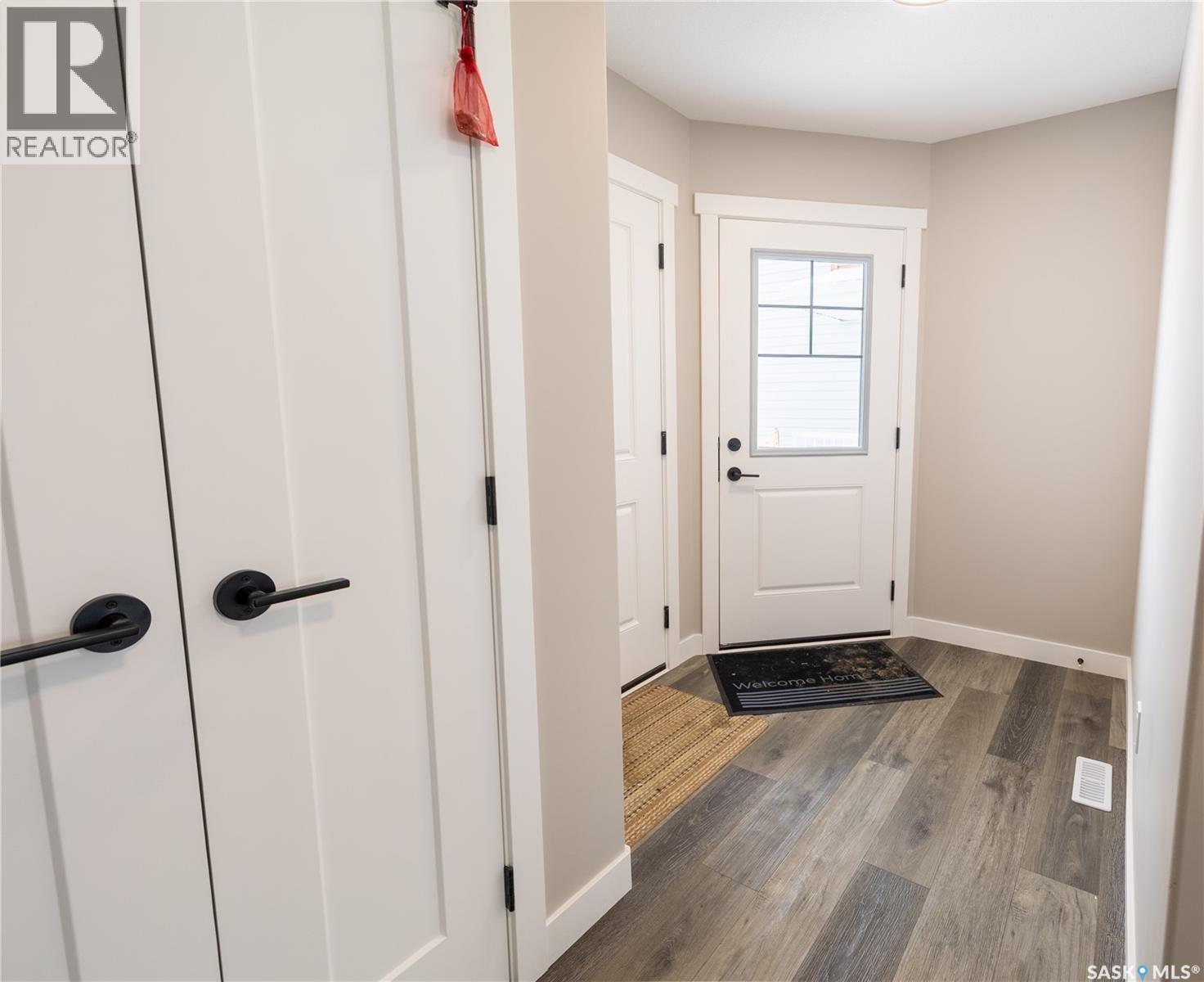 3060 Dumont Way, Regina, SK - Indoor Photo Showing Other Room