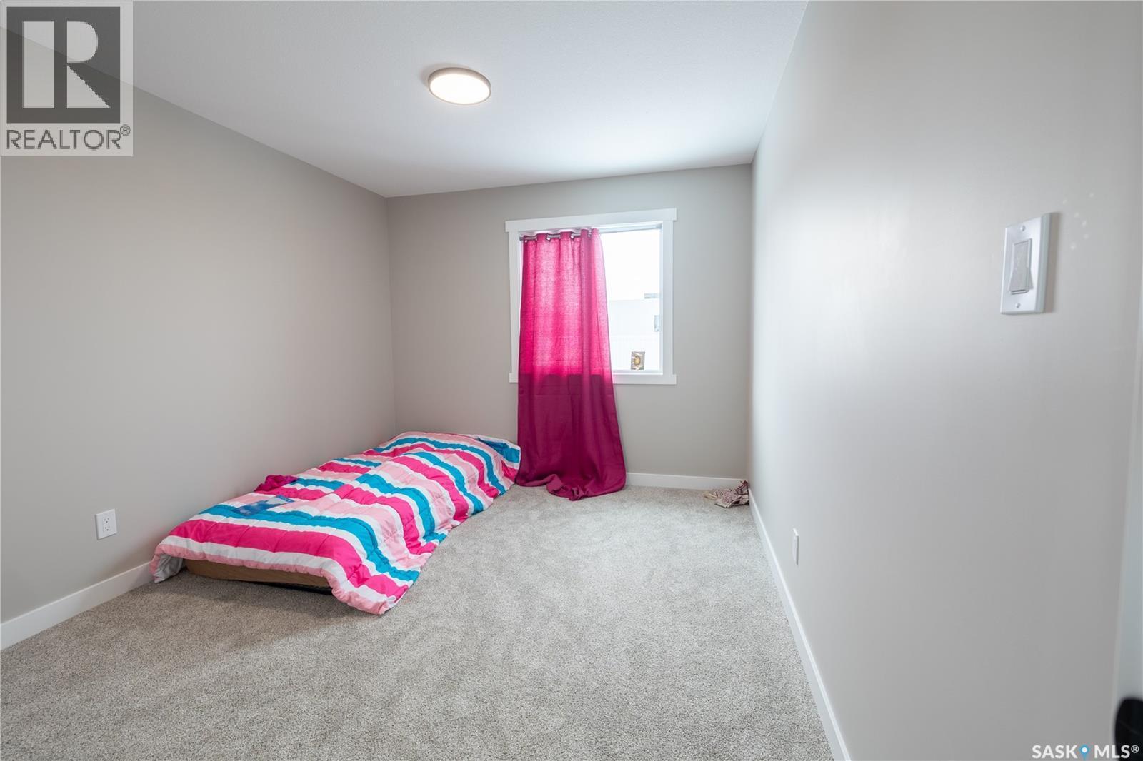 3060 Dumont Way, Regina, SK - Indoor Photo Showing Bedroom