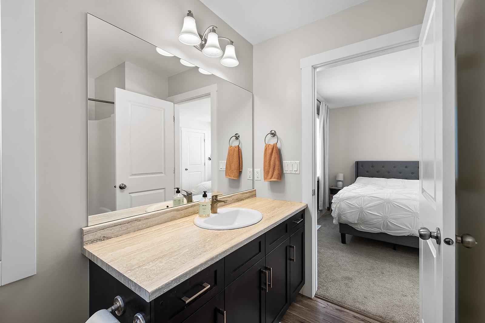 8529 Hwy 95A, Kimberley, BC - Indoor Photo Showing Bathroom