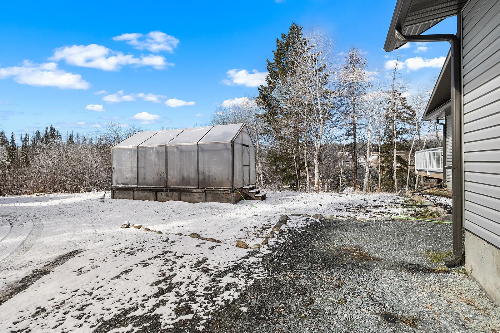 8529 Hwy 95A, Kimberley, BC - Outdoor