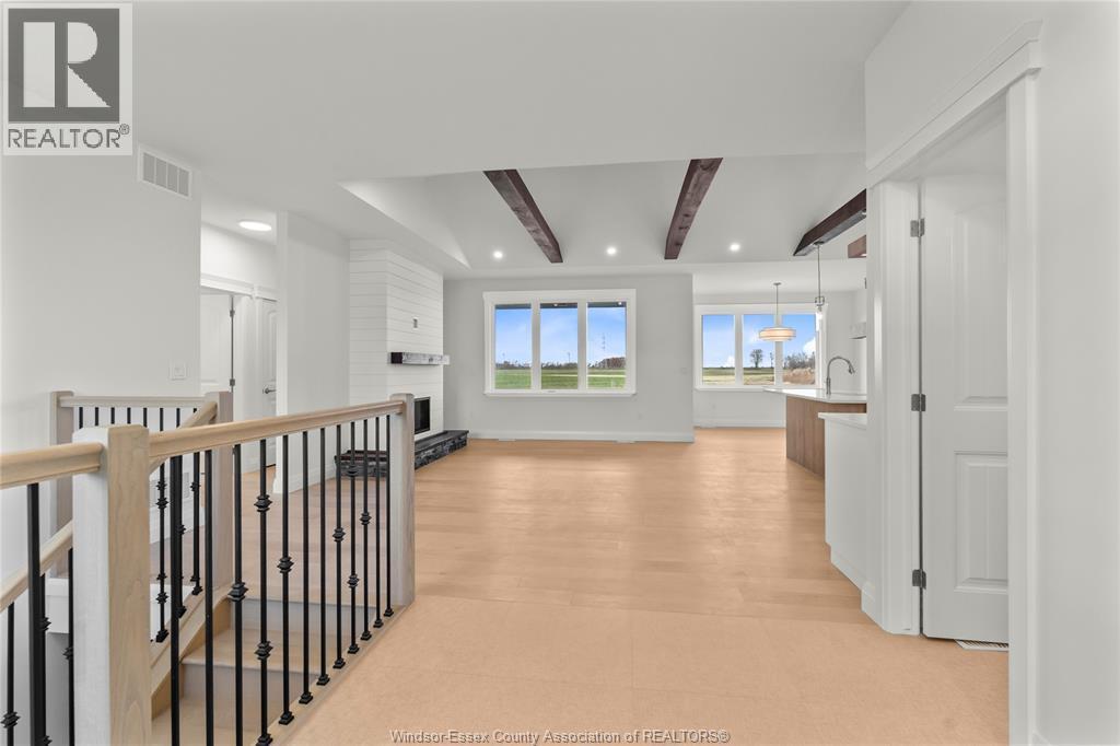 4438 Belmont, Comber, ON - Indoor Photo Showing Other Room