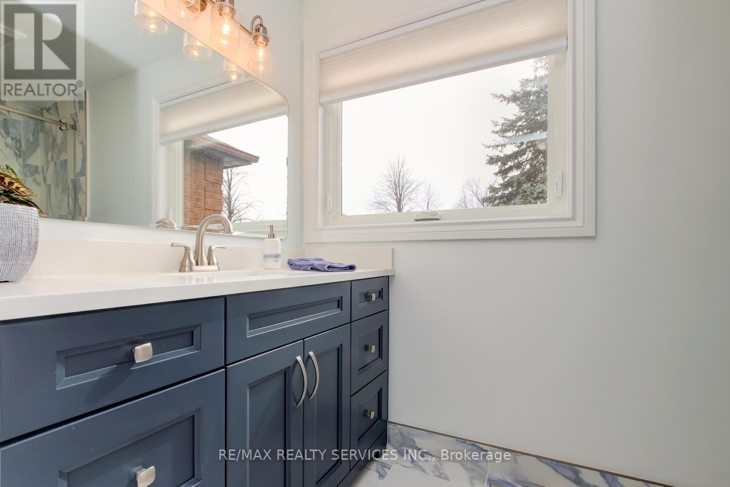 28 Chickadee Crescent, Brampton, ON - Indoor Photo Showing Bathroom