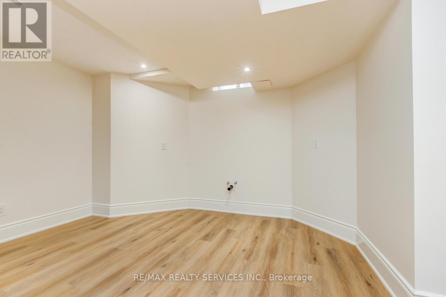 28 Chickadee Crescent, Brampton, ON - Indoor Photo Showing Other Room