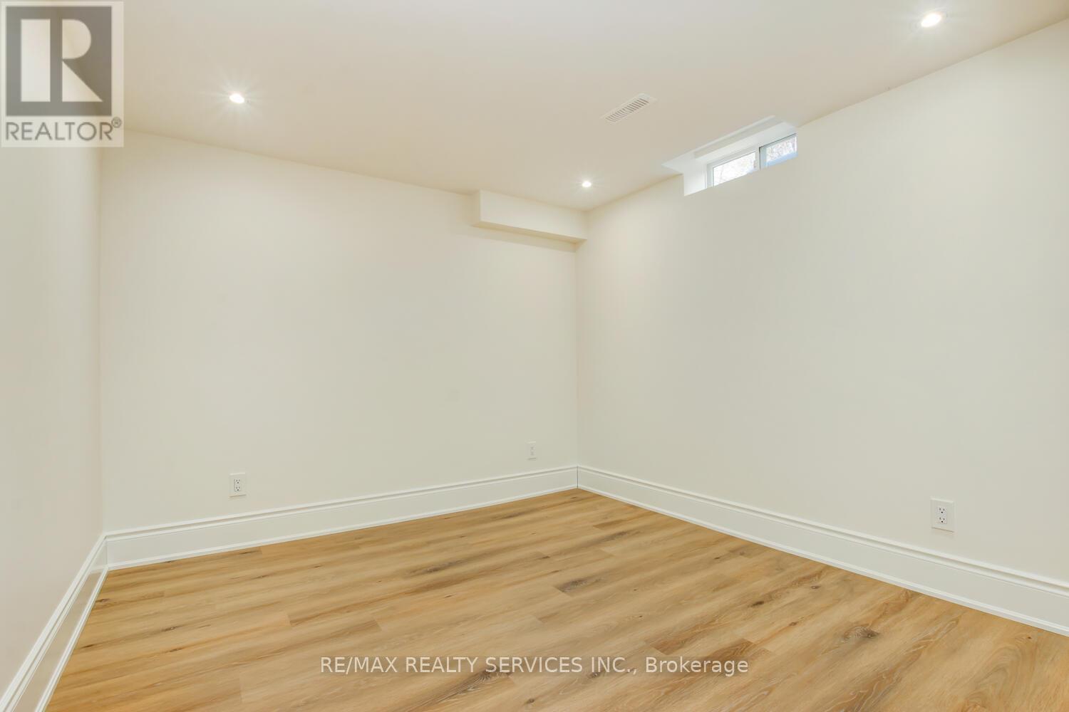 28 Chickadee Crescent, Brampton, ON - Indoor Photo Showing Other Room