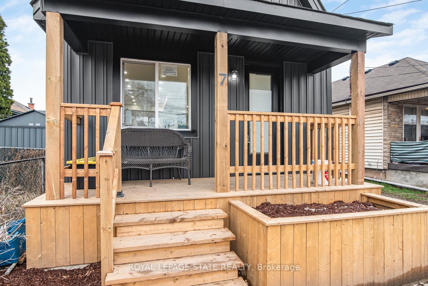 7 Stapleton Avenue, Hamilton, ON - Outdoor With Deck Patio Veranda With Exterior