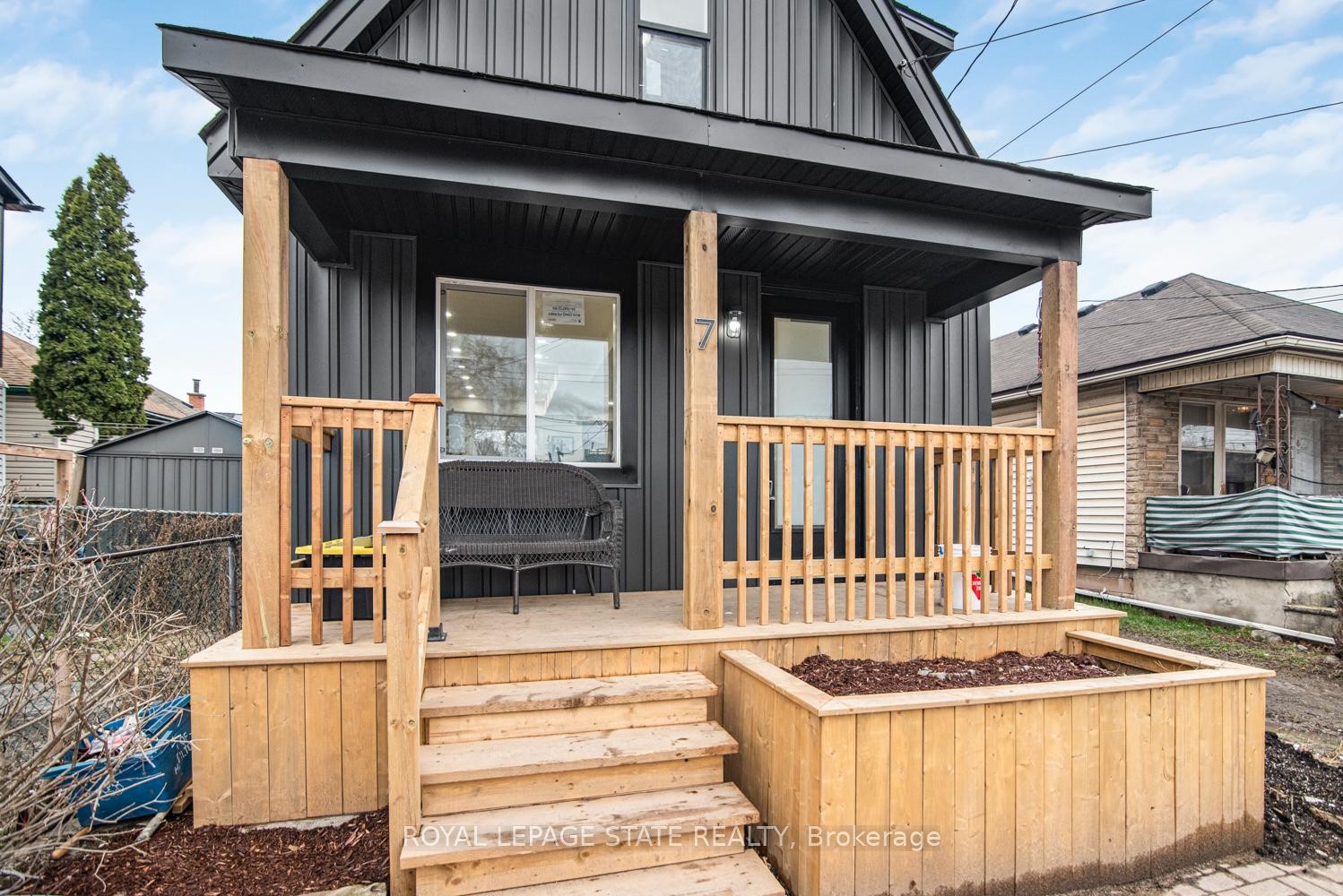 7 Stapleton Avenue, Hamilton, ON - Outdoor With Deck Patio Veranda With Exterior