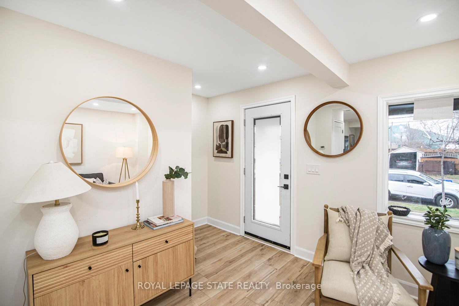 7 Stapleton Avenue, Hamilton, ON - Indoor Photo Showing Other Room