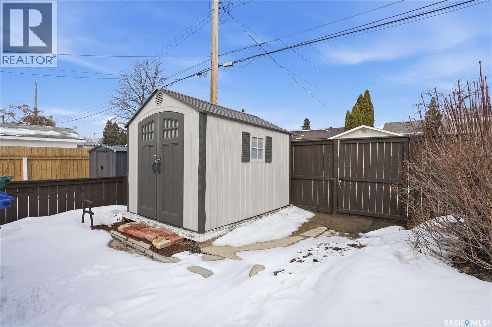1011 Taylor Street E, Saskatoon, SK - Outdoor