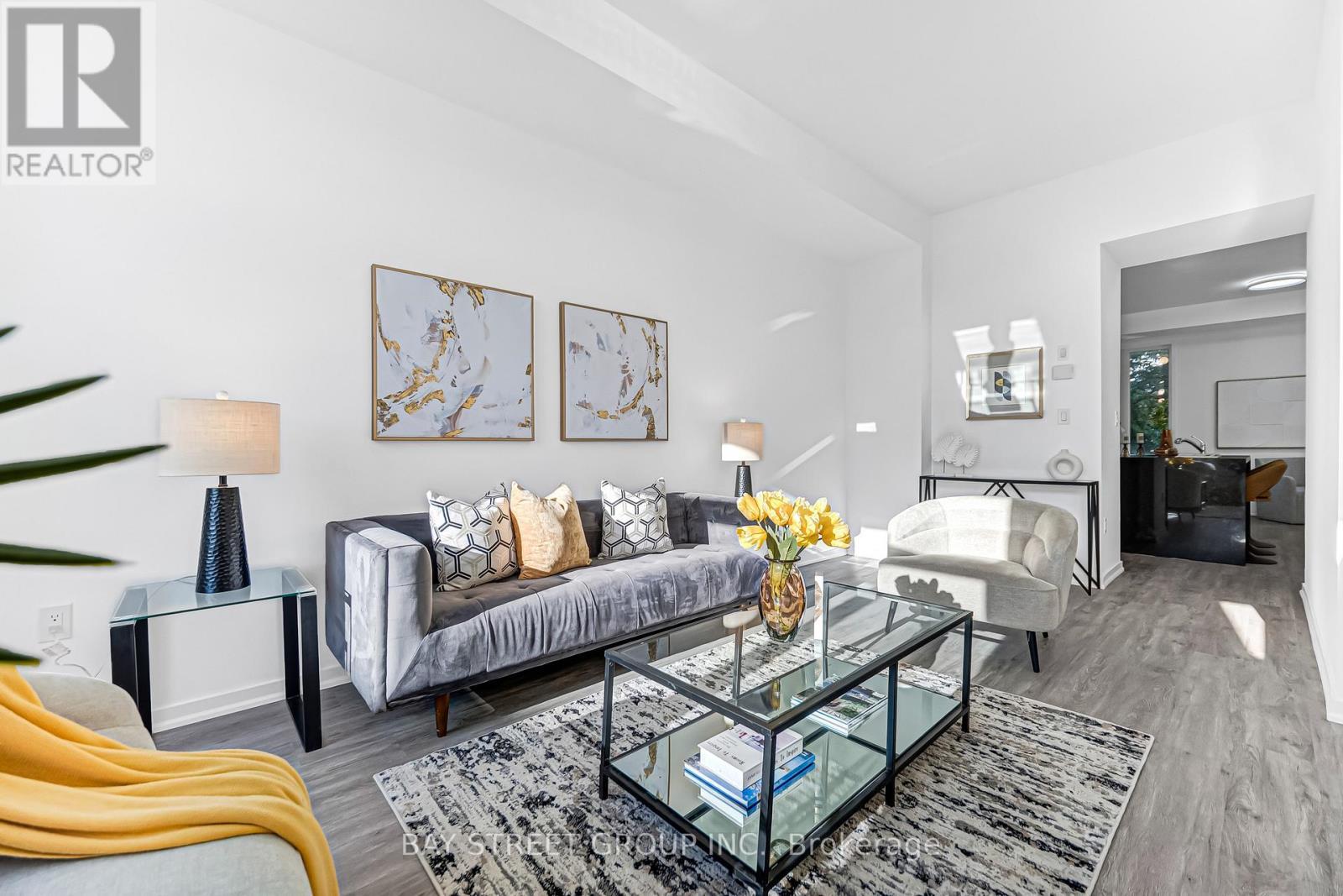 27 Armillo Place, Markham, ON - Indoor Photo Showing Living Room